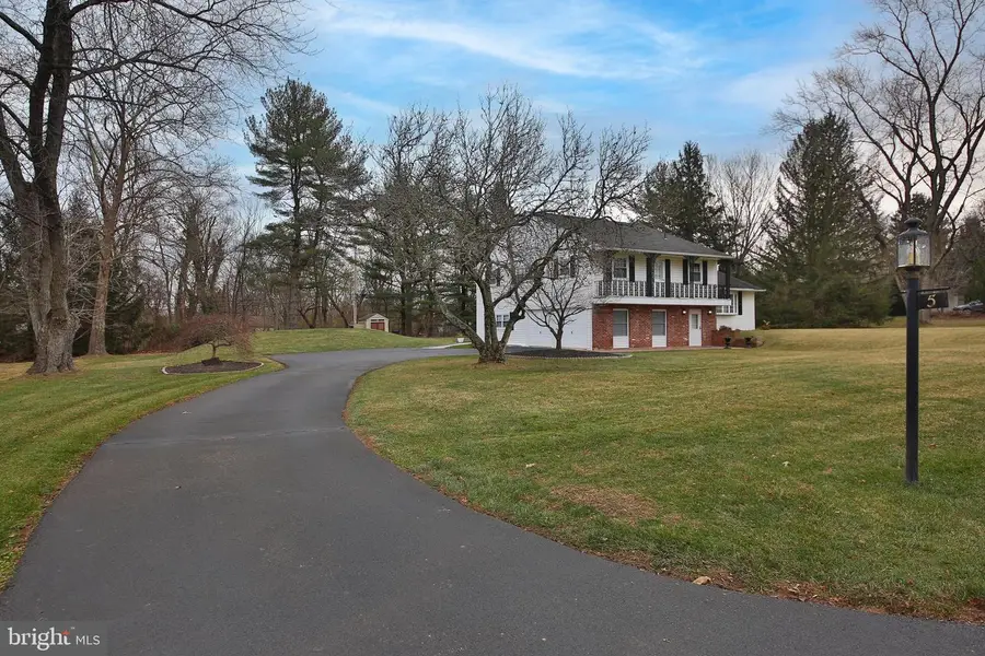 5 Detweiler Ln, Ambler, PA 19002 - Image #2