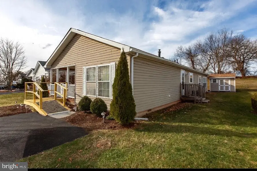 303 Carver Ln, Royersford, PA 19468 - Image #2