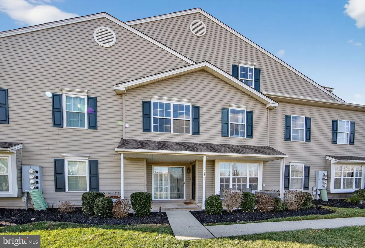 5506 Drawbridge Ct, Royersford, PA 19468 - Image #1