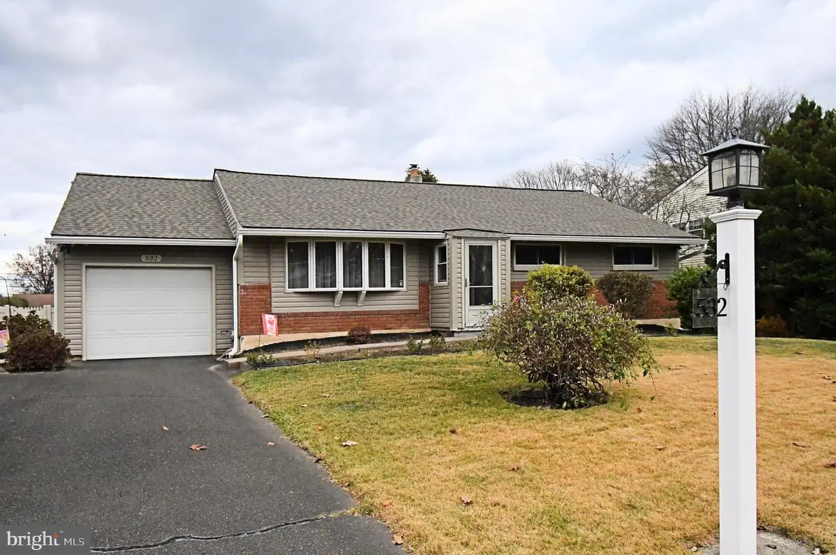 532 Sherwood Ln, Hatboro, PA 19040 - Image #1