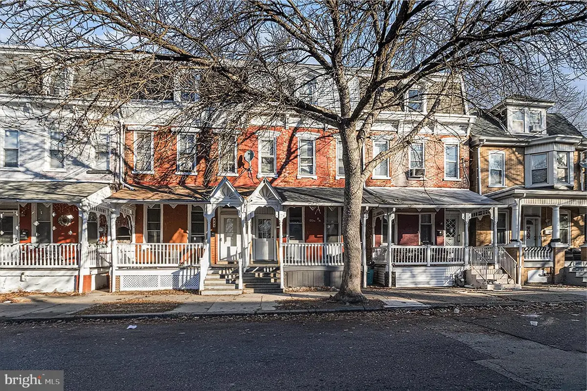 443-1/2 Walnut St, Pottstown, PA 19464 - Image #1