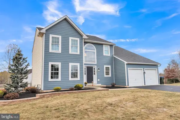 900 Ruby Cir, GILBERTSVILLE, PA 19525