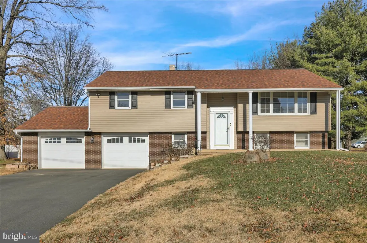 1035 Mitch Rd, Pottstown, PA 19464 - Image #1