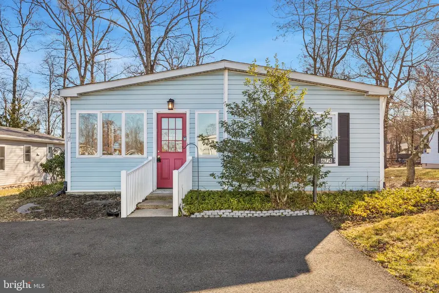 674 Boxwood Ter, North Wales, PA 19454 - #2