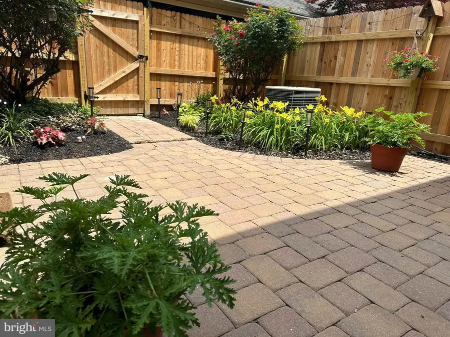 172 Albemarle Dr, Penllyn, PA 19422 - Image #3