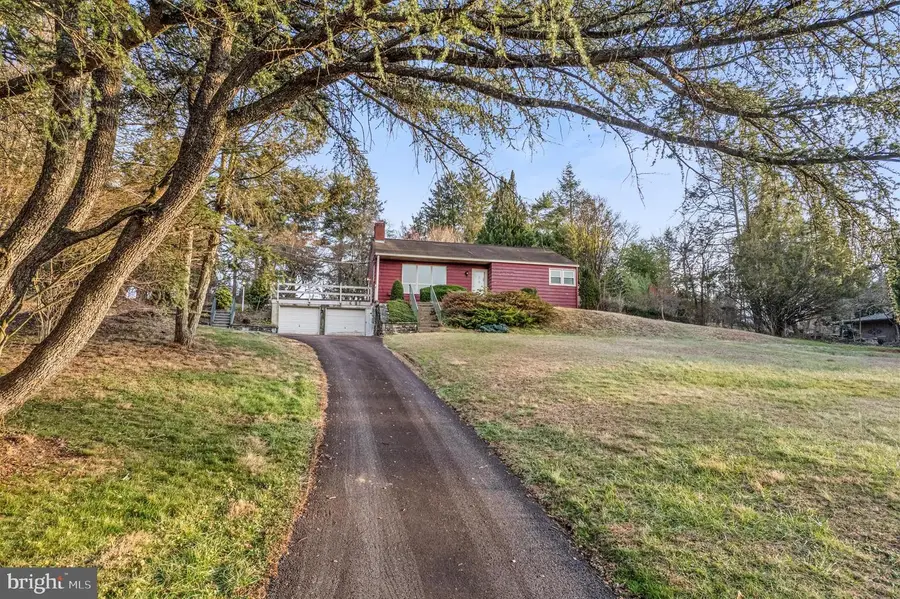 558 Camp Wa Wa, Schwenksville, PA 19473 - Image #3