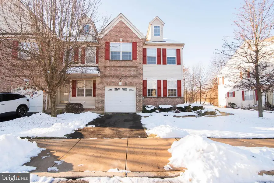 369 Wheatfield Cir, Hatfield, PA 19440 - Image #2