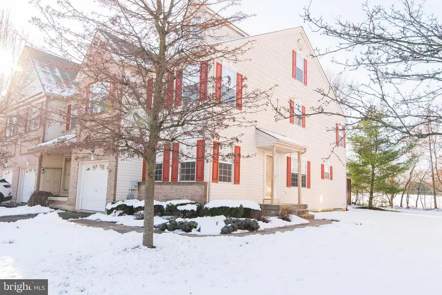 369 Wheatfield Cir, Hatfield, PA 19440 - Image #3