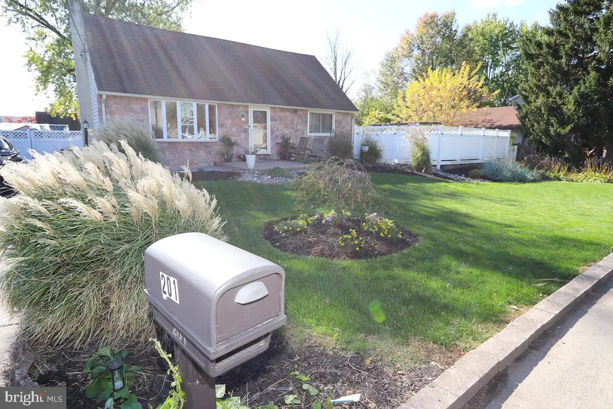 201 Castello Ave, Hatboro, PA 19040 - Image #1