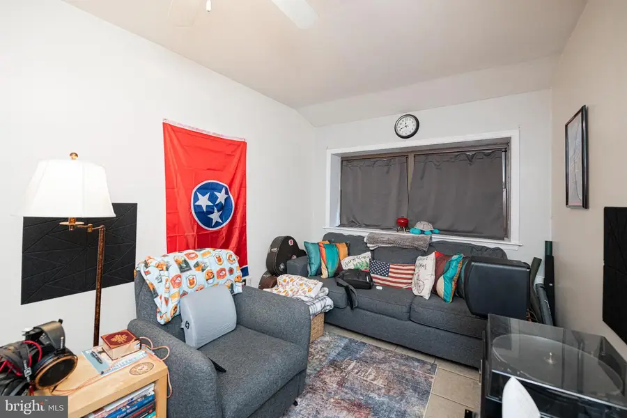 108 Orchard Ct, Royersford, PA 19468 - Image #2