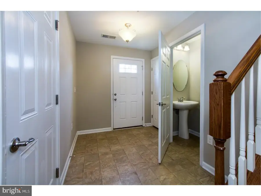 111 Susan Cir, North Wales, PA 19454 - Image #3