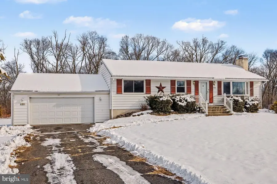 3702 Kings Rd, Pennsburg, PA 18073 - Image #2