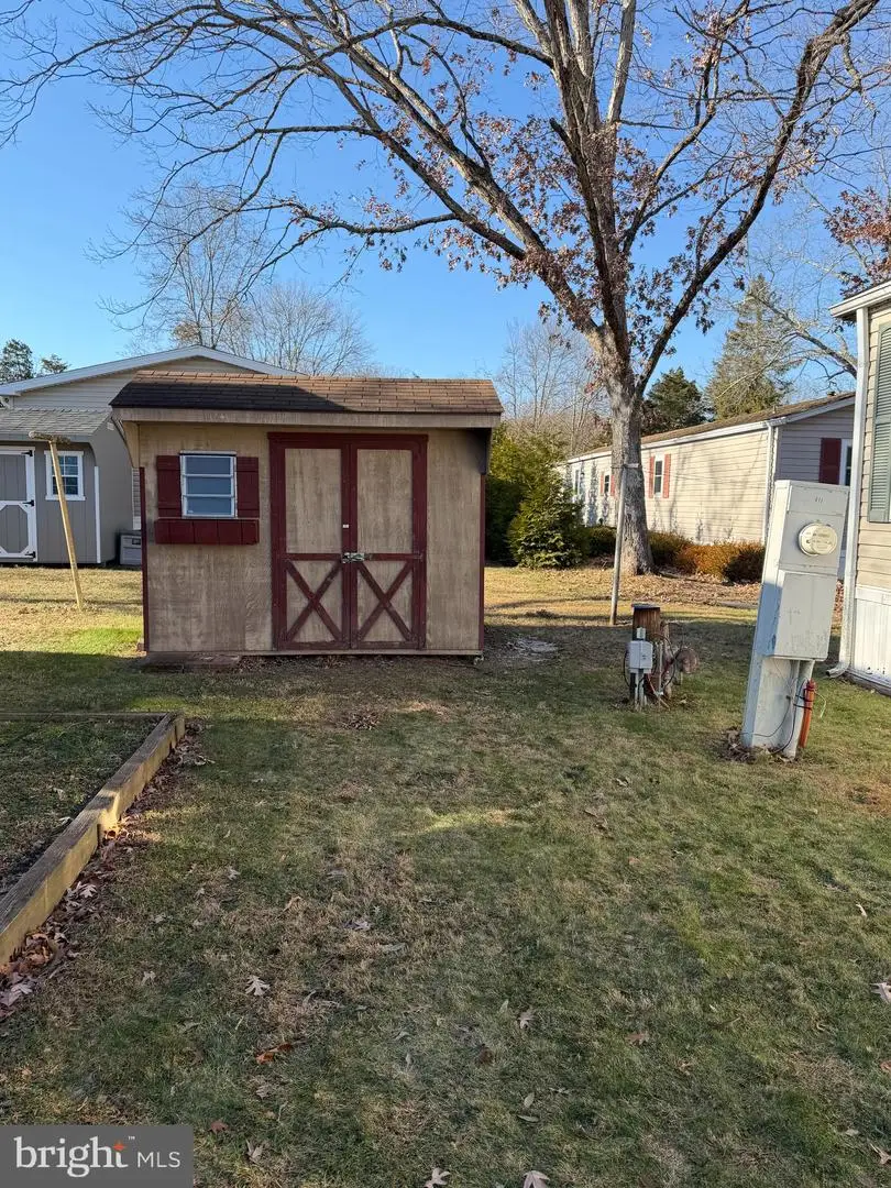 411 Oak Dr, Green Lane, PA 18054 - Image #3