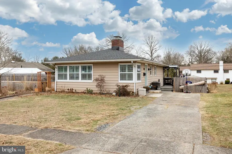 652 Woodland Dr, Pottstown, PA 19464 - Image #3