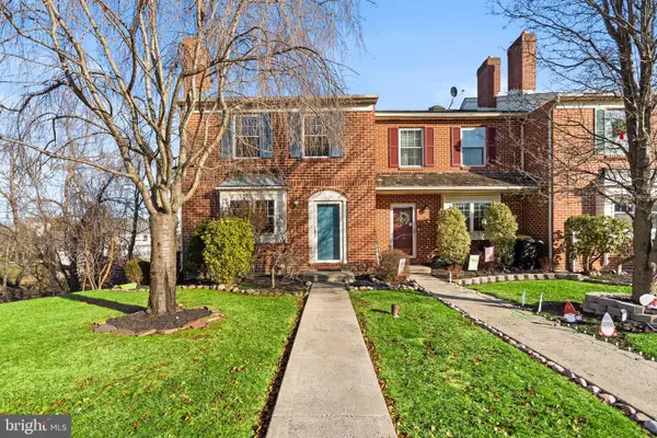 1501 Village Green Dr, GILBERTSVILLE, PA 19525