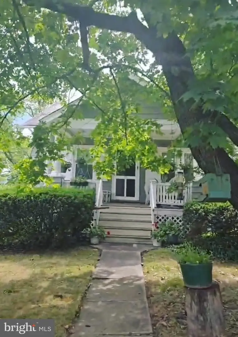 13 Glenwood Ave, Norristown, PA 19403 - #2