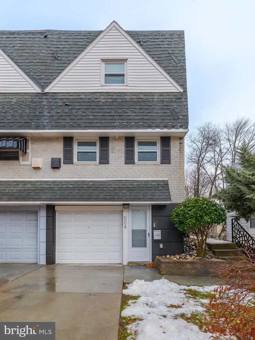 504 Natalie Ln, Norristown, PA 19401 - Image #1