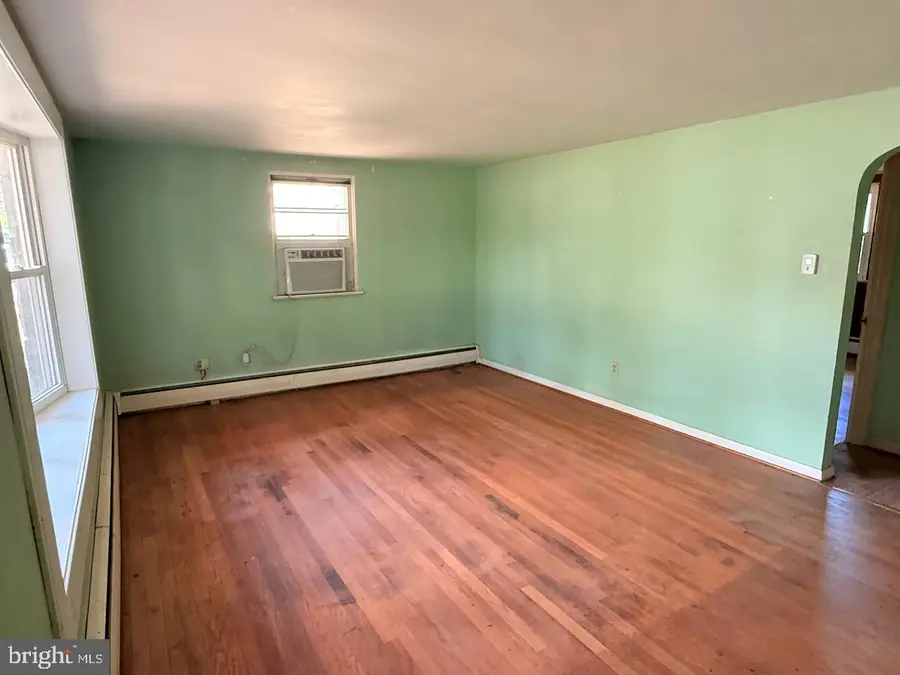 1238 Kauffman Rd, Pottstown, PA 19464 - #3