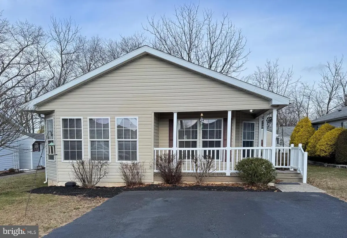 4 Poppy Pl, Royersford, PA 19468 - Image #1