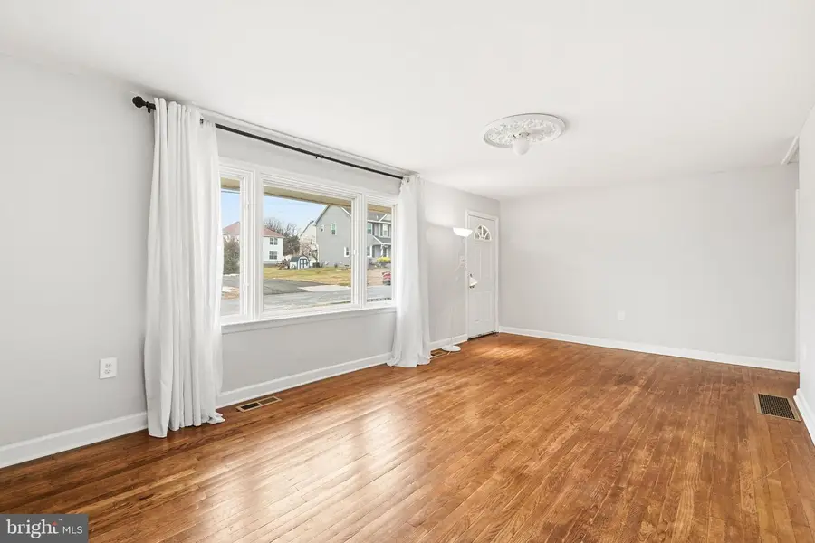 233 Garden Ave, Horsham, PA 19044 - Image #3