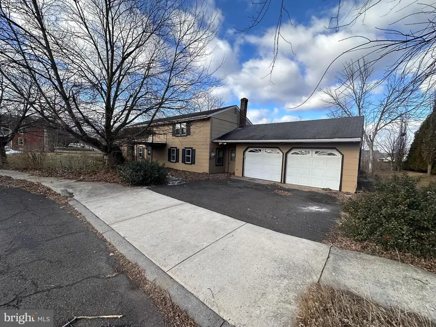 454 School Ln, Harleysville, PA 19438 - Image #2