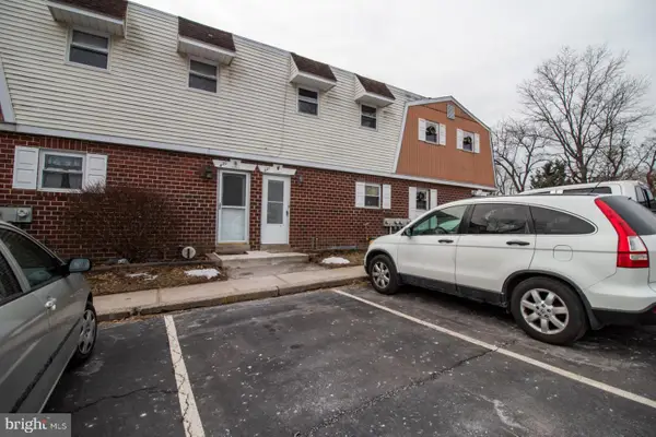 421 Village, POTTSTOWN, PA 19464