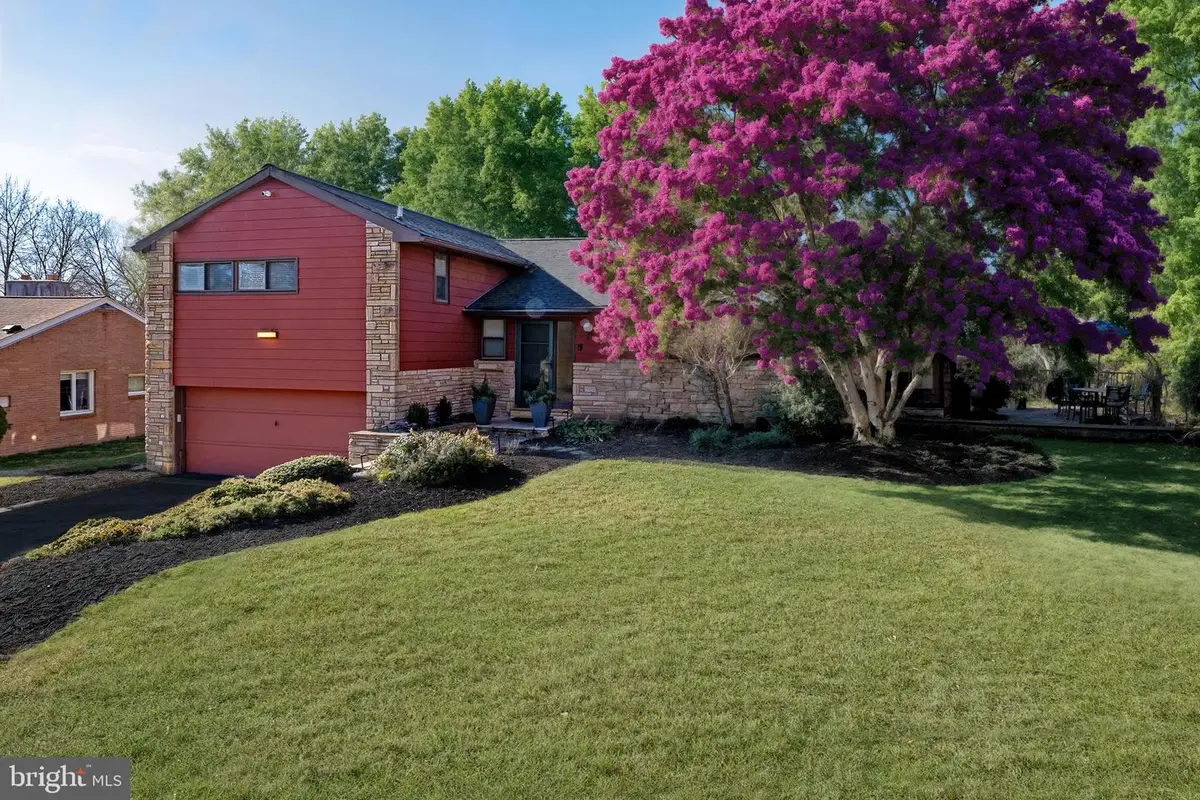 528 Wynlyn Rd, Wynnewood, PA 19096 - Image #1