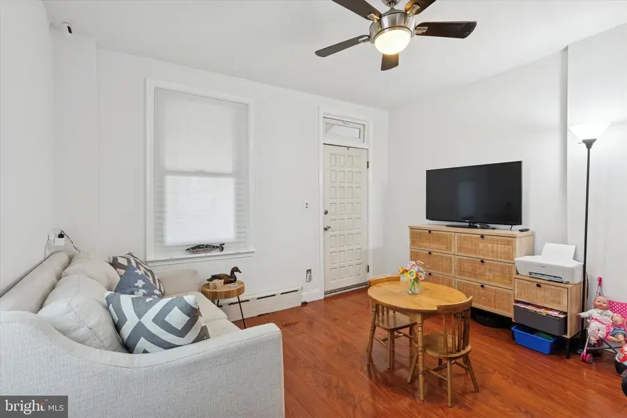 657 Columbus St, Bridgeport, PA 19405 - Image #2