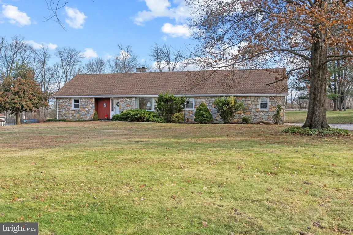 1758 Green Briar Dr, Worcester Township, PA 19490 - Image #1