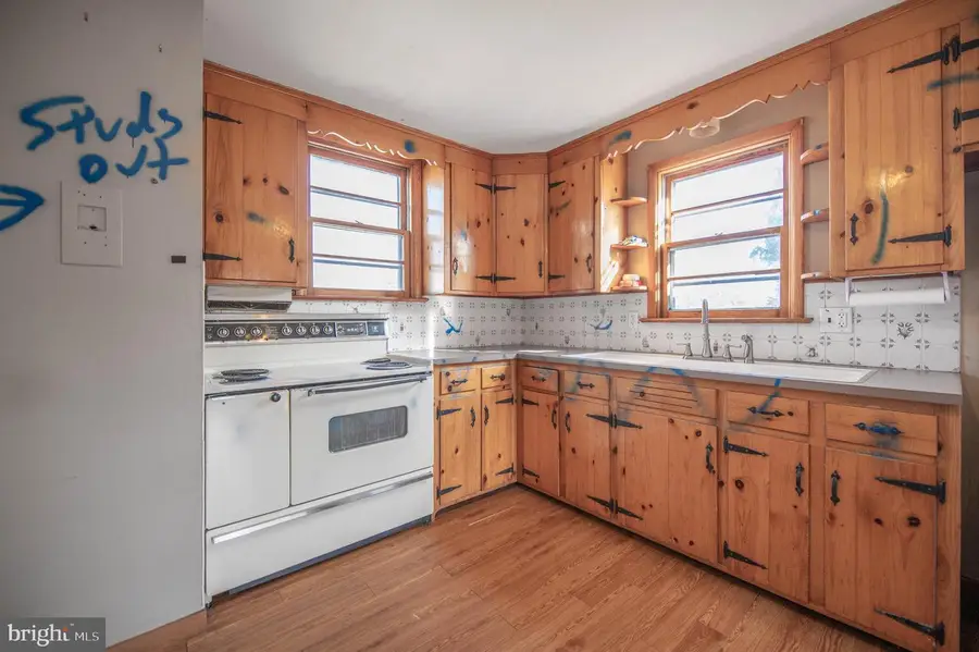 2724 Beech St, Hatfield, PA 19440 - Image #2