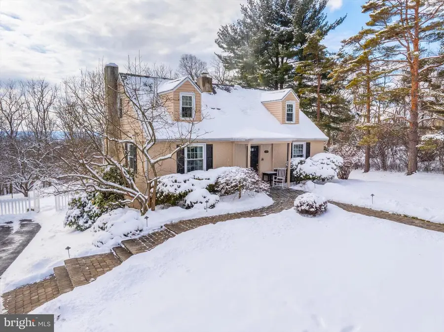 3104 W Mt Kirk Ave, Norristown, PA 19403 - Image #3