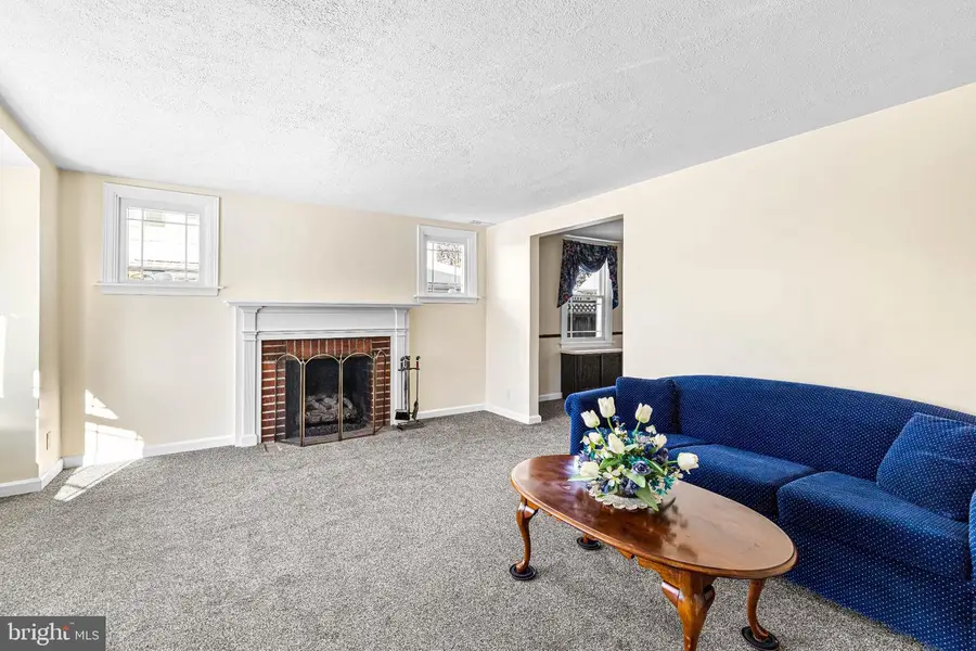 2009 Parkview Ave, Abington, PA 19001 - Image #3