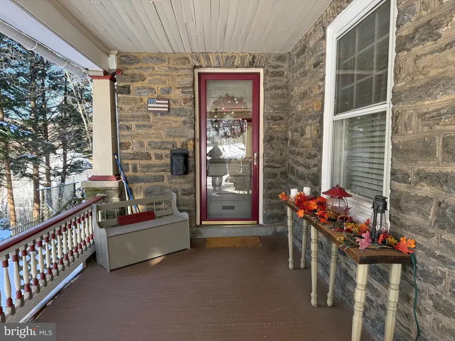 221 Summit Ave, Jenkintown, PA 19046 - #3