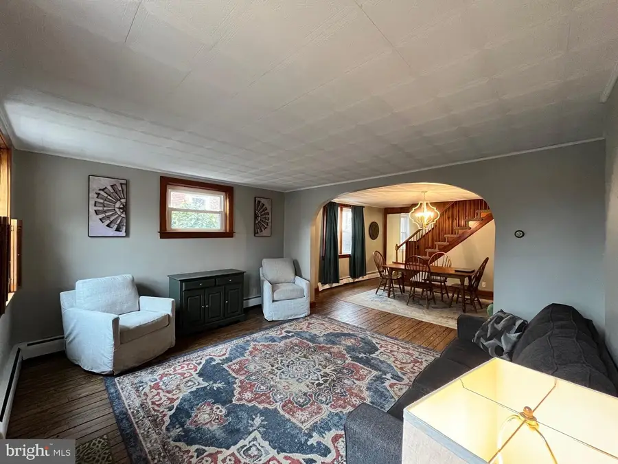 1115 South St, Pottstown, PA 19464 - #3