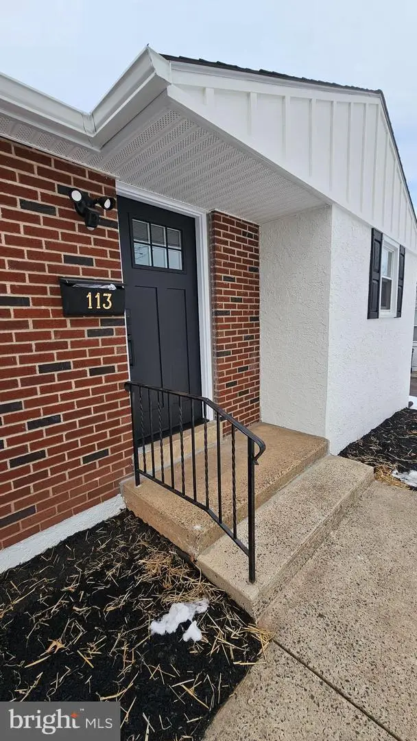 113 E Vine St, Hatfield, PA 19440 - Image #2