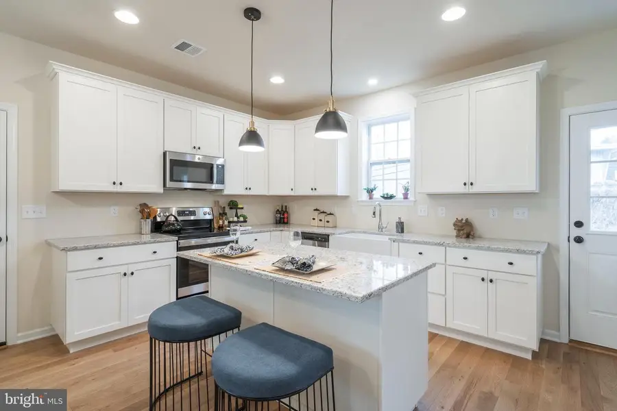 6 Marion St, Schwenksville, PA 19473 - Image #3