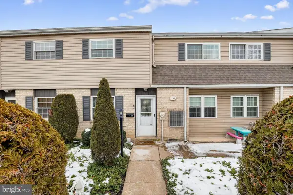 325 S Warminster Rd #a-8 Bldg 1, HATBORO, PA 19040