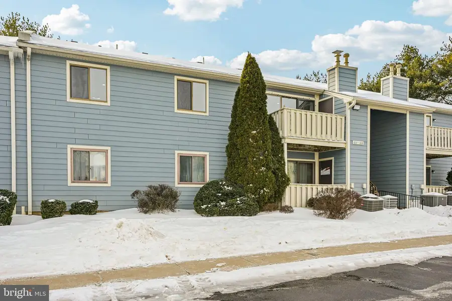 1006 Thornton Ct, North Wales, PA 19454 - Image #3