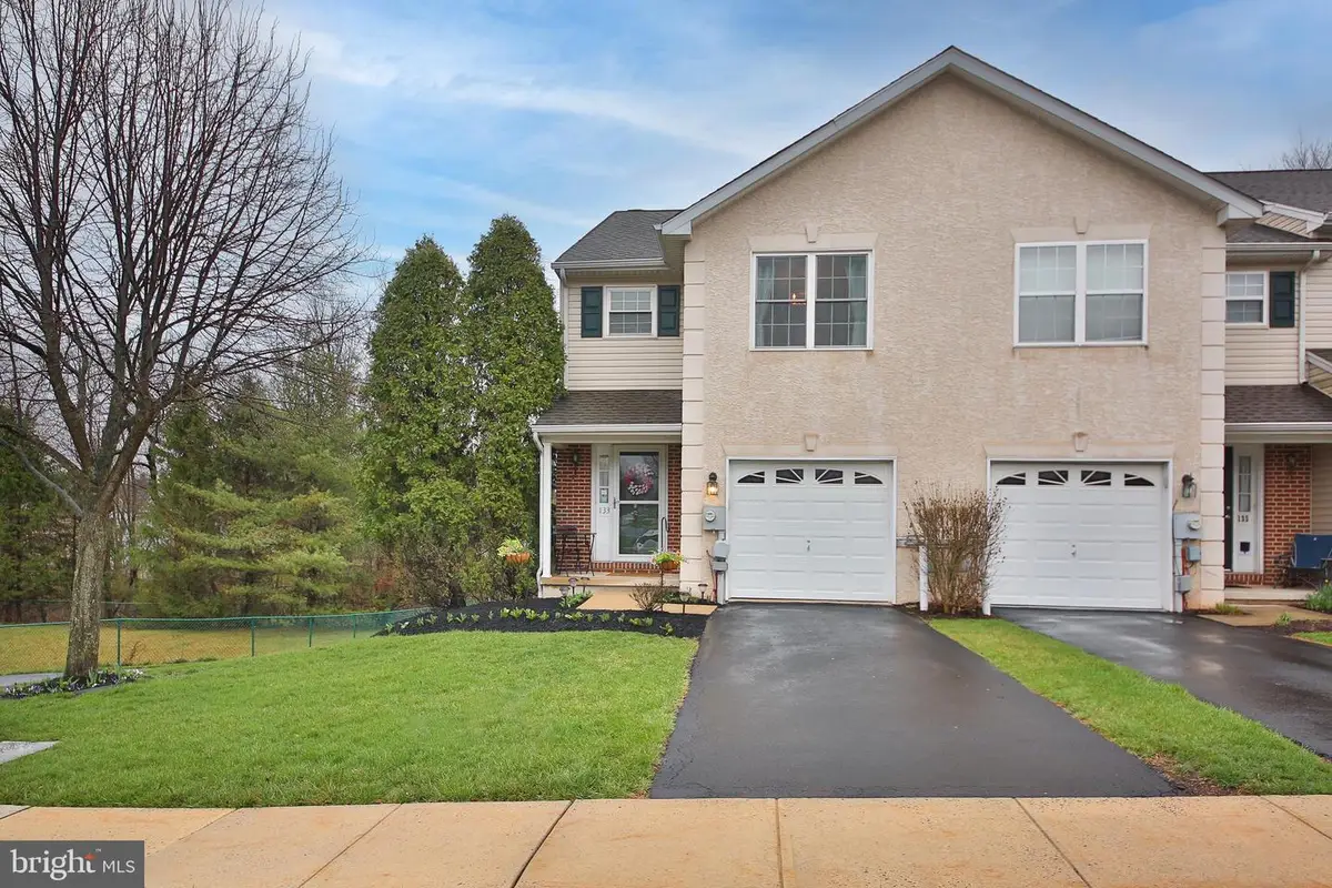133 Fairway Dr, Trappe, PA 19426 - #1