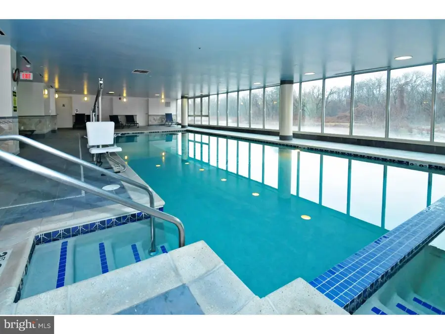 427 Carson Ter, Huntingdon Valley, PA 19006 - Image #3