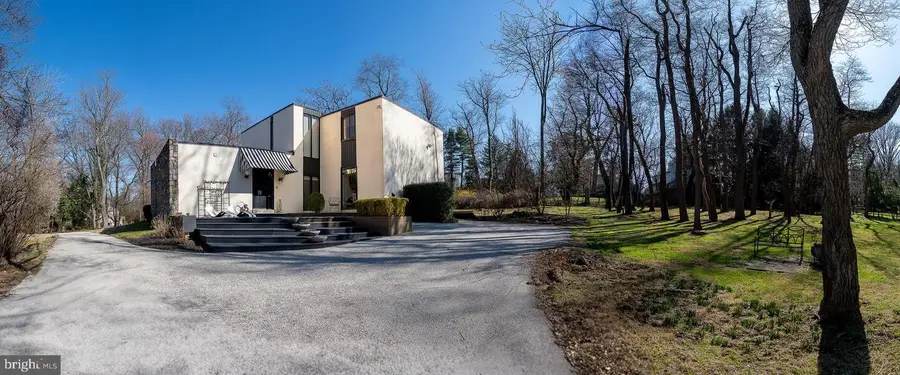 1335 Valley Rd, Villanova, PA 19085 - #2