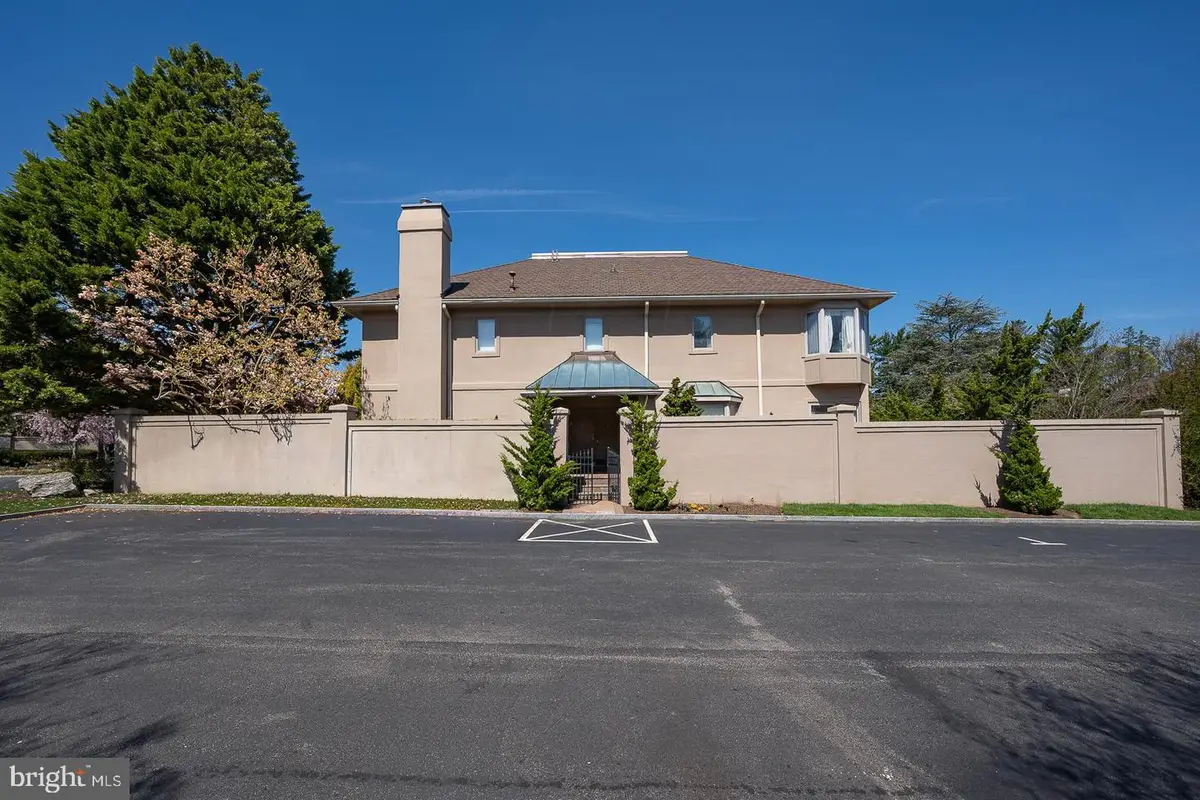 1044 Lindy Ln #10-44, Bala Cynwyd, PA 19004 - #1