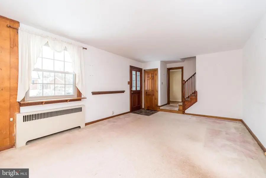 640 S Towamencin Ave, Lansdale, PA 19446 - Image #3