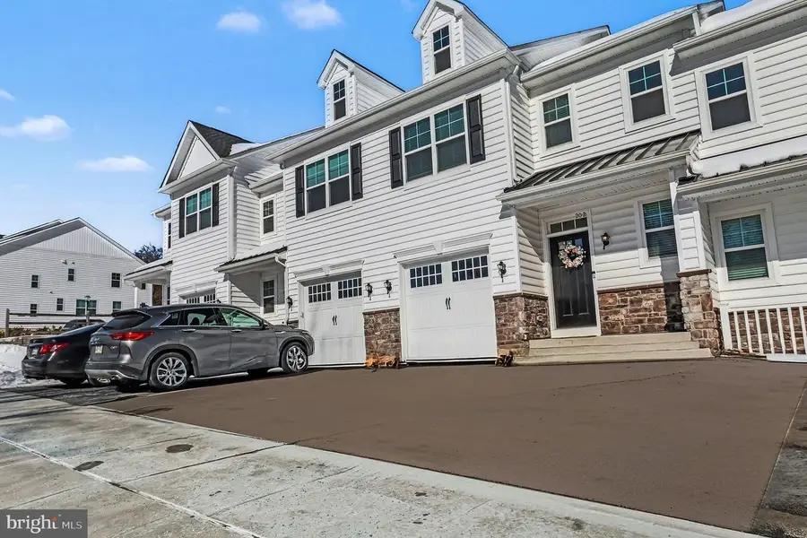 202 Arch Way, Norristown, PA 19401 - Image #2