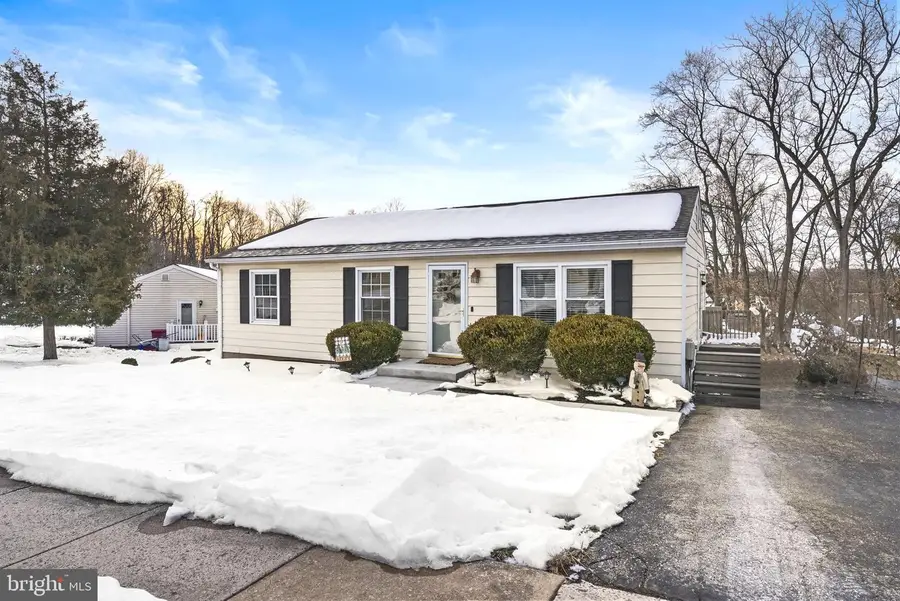 43 Casselberry, Audubon, PA 19403 - #2