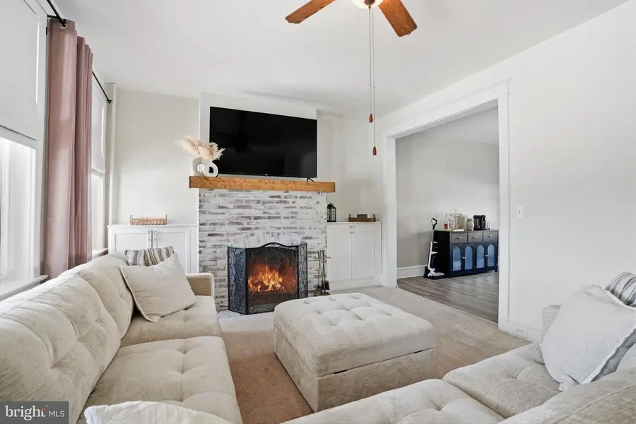 317 W Sterigere St #, Norristown, PA 19401 - Image #3