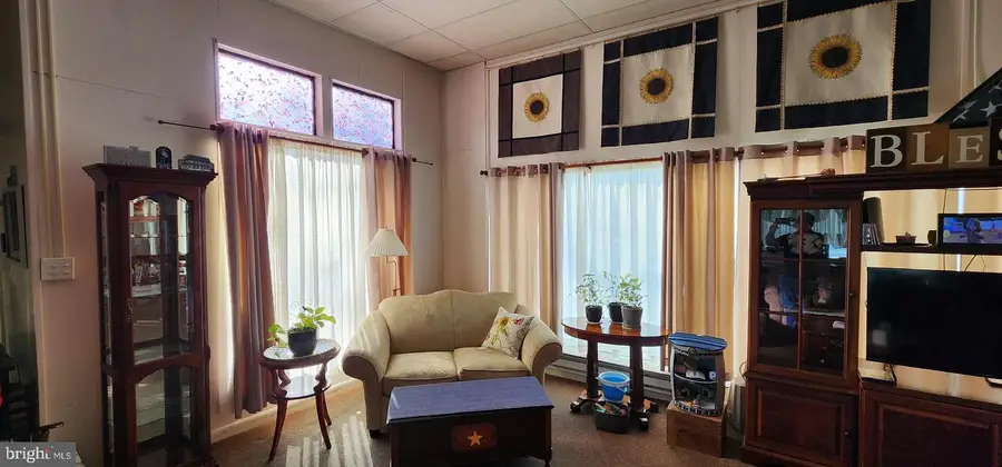 587 Moreland Rd #, Huntingdon Valley, PA 19006 - Image #3