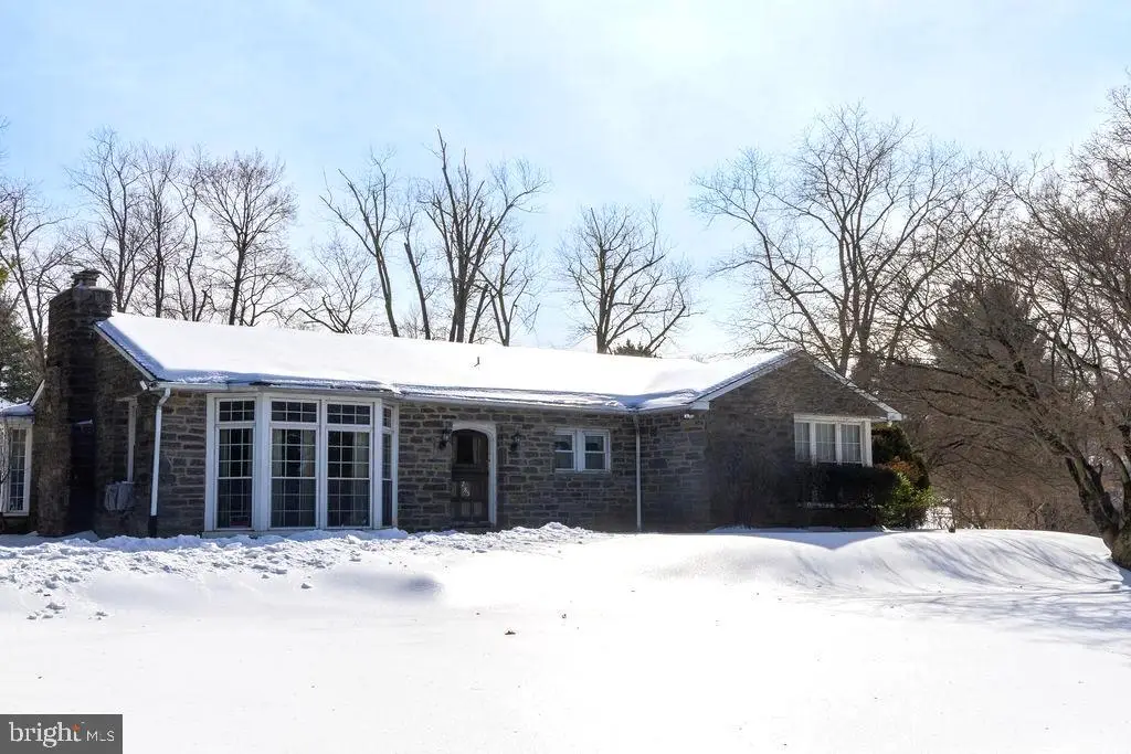 285 Swedeland Rd, King Of Prussia, PA 19406 - #1