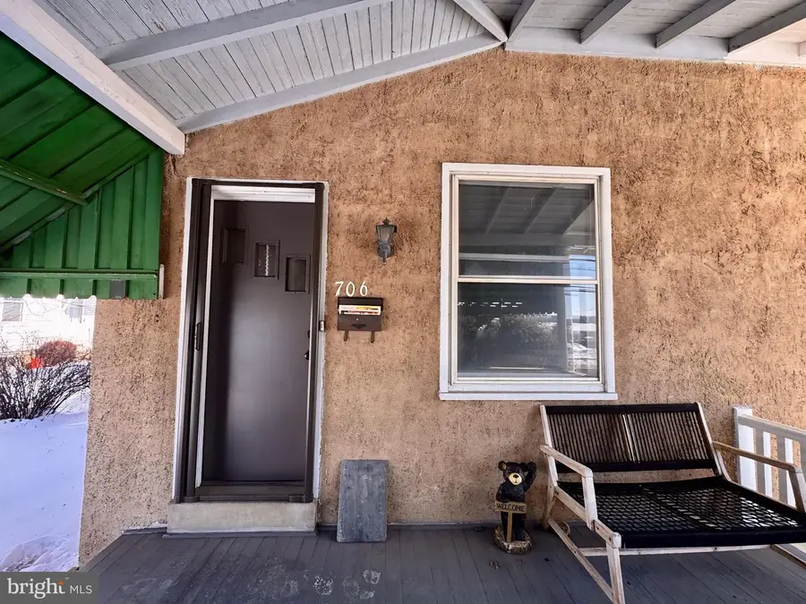 706 Main St, Red Hill, PA 18076 - #2