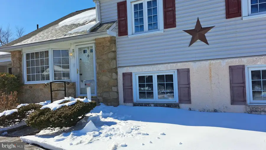 848 Sunnylea Rd, Lansdale, PA 19446 - Image #2